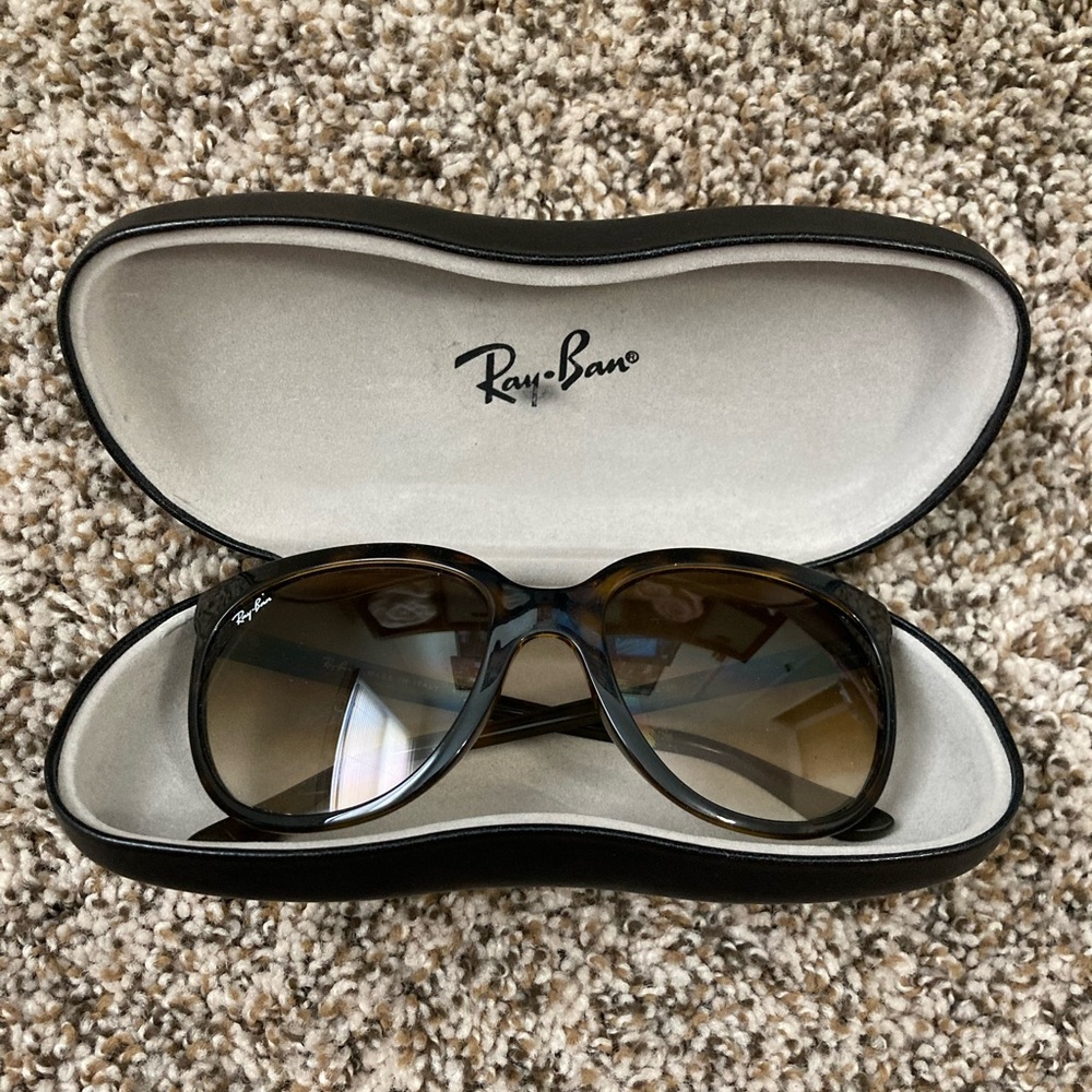Ray-Ban Sunglasses